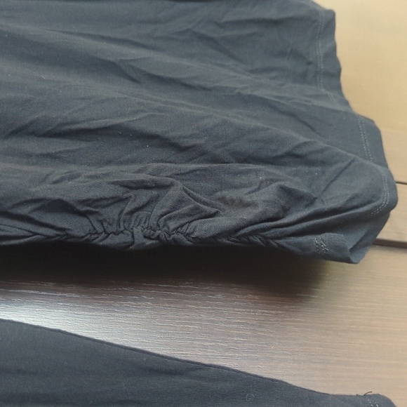 Dex Black Ruched Stretch Long Sleeve Top - Size M NWT - Picture 4 of 7